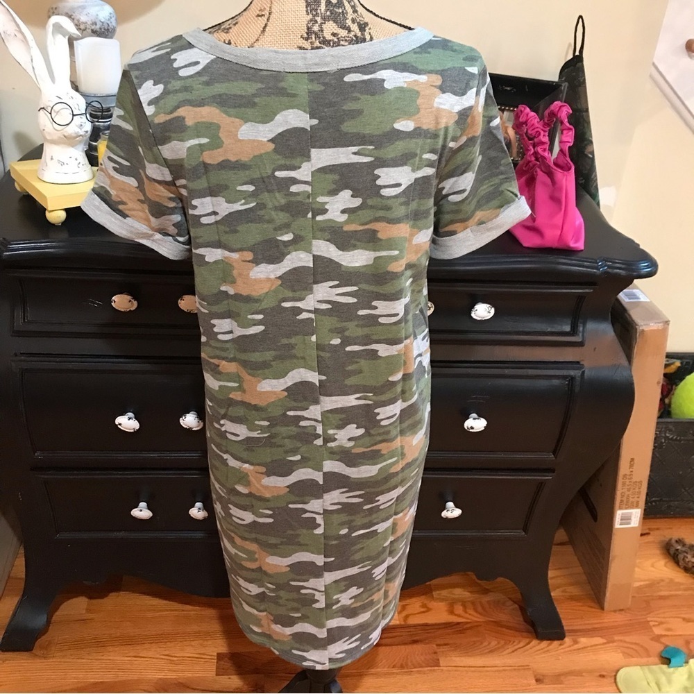 ▪️Lightweight Camo Dress - Picture 3 of 9
